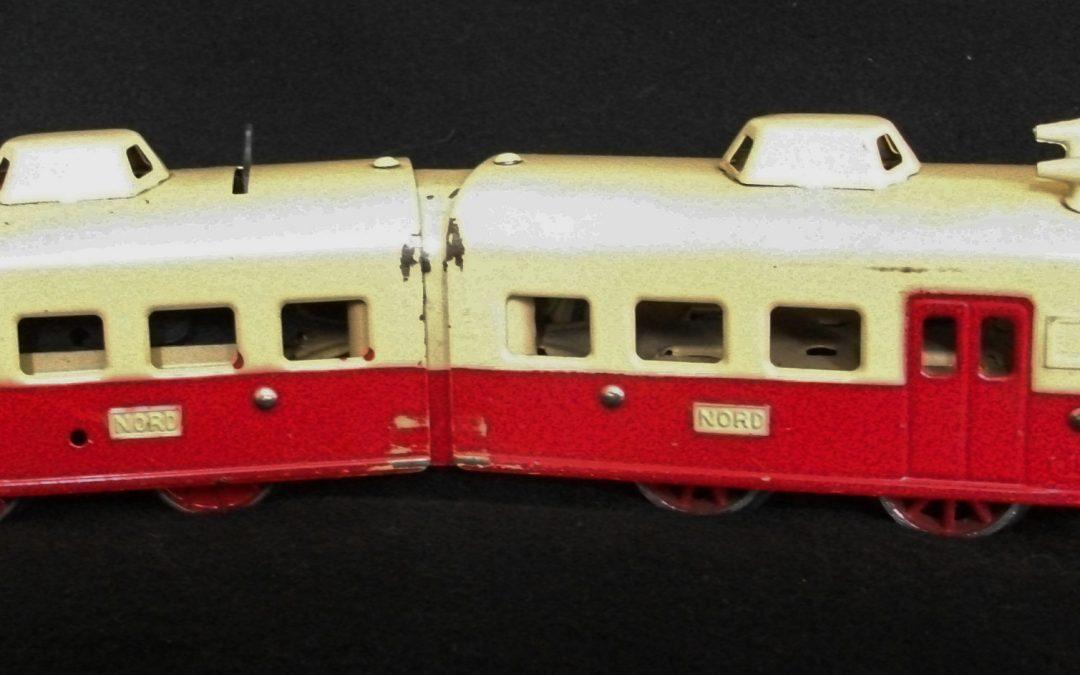 Brilliant YouTube video of French 0 Gauge!