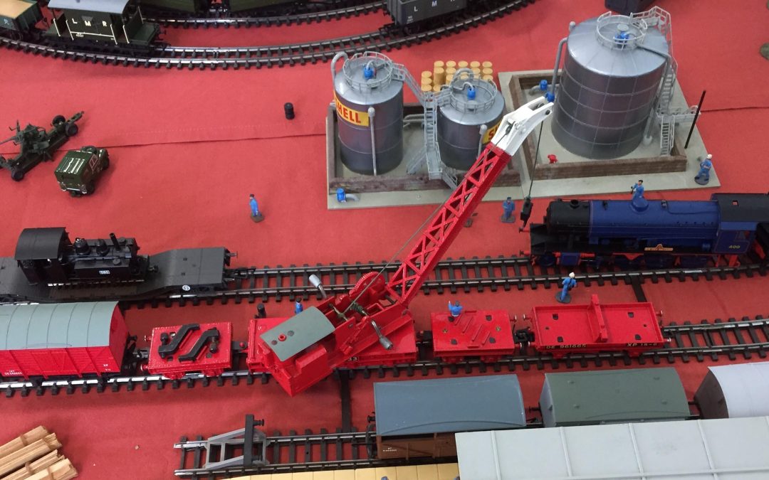 Fig 7 LMR Recovery gang at work