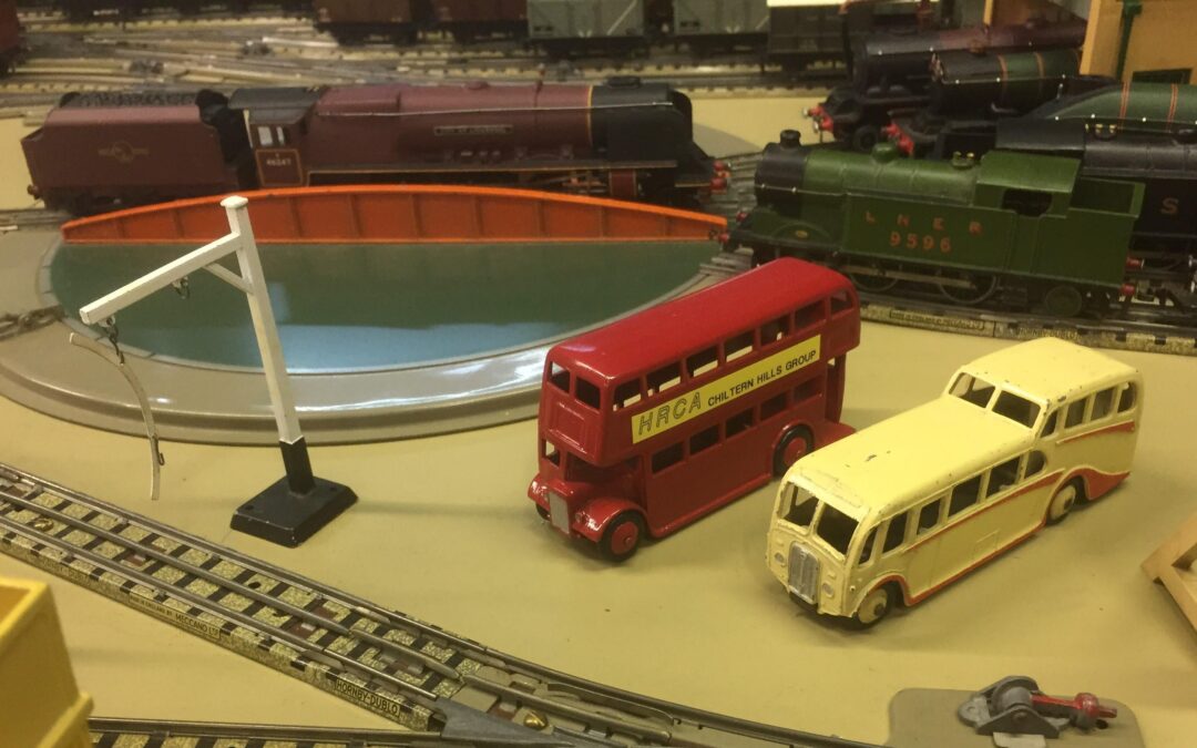 Fig 29 3-Rail Hornby Dublo